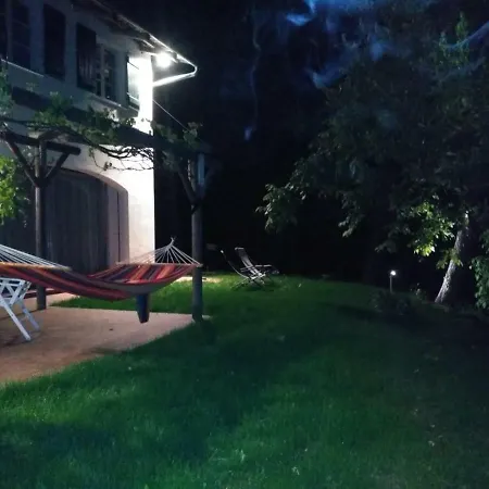 America Nei Boschi Panzió Bra